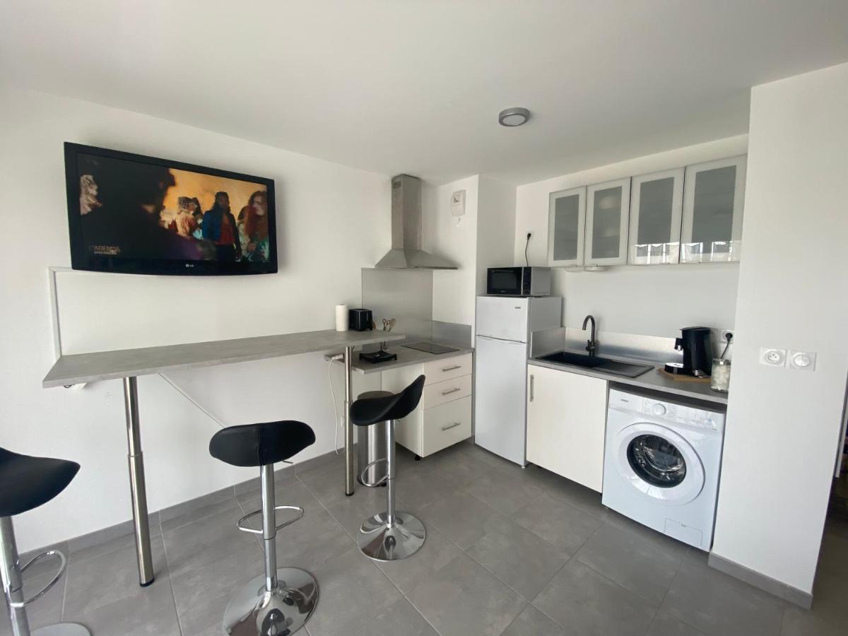 Appartement Type 2 Neuf +Grande Terrasse Le Lavandou Exterior foto