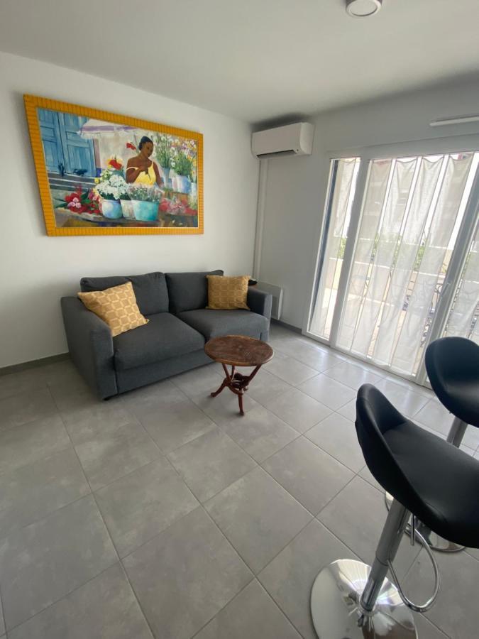 Appartement Type 2 Neuf +Grande Terrasse Le Lavandou Exterior foto