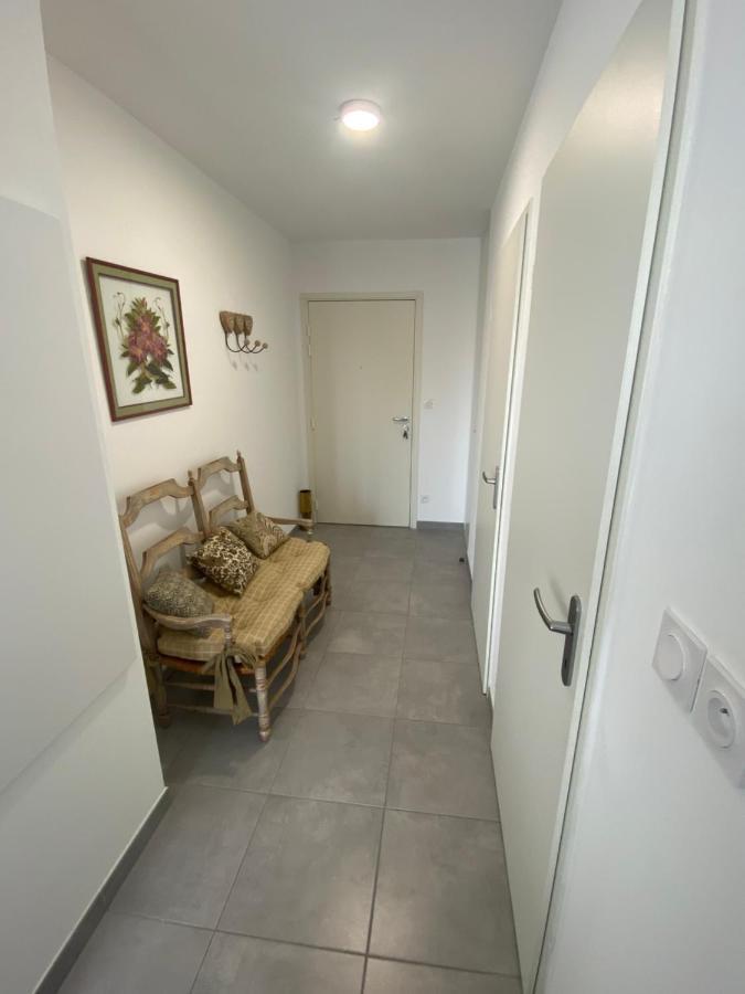 Appartement Type 2 Neuf +Grande Terrasse Le Lavandou Exterior foto
