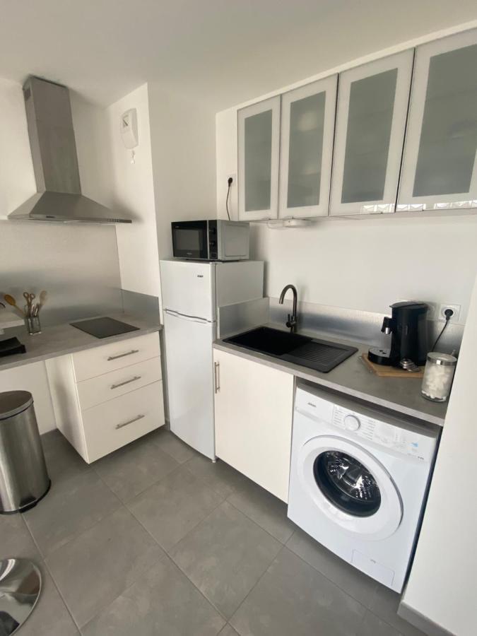Appartement Type 2 Neuf +Grande Terrasse Le Lavandou Exterior foto